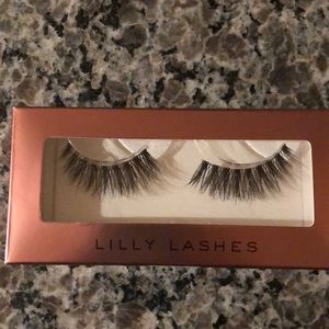 Lily Lashes